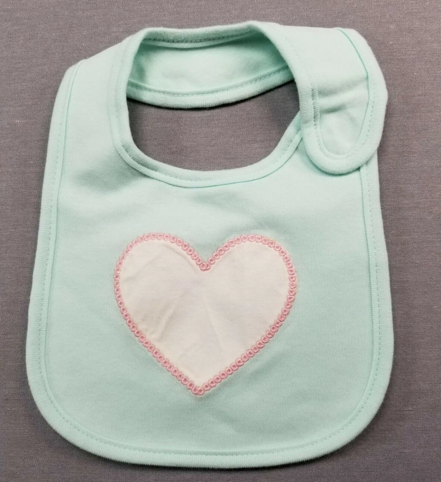 Babador de bebê menina coração azul e rosa Carter's novo sem etiquetas - Imagem 1 de 1
