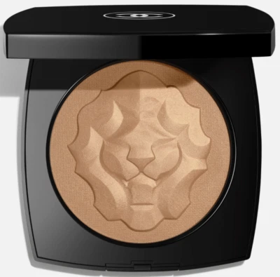 CHANEL Les Symboles De Chanel LE LION Illuminating Face Powder WARM GOLD - Image 1 of 4