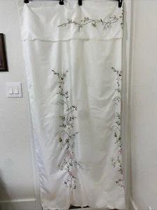 Embroidered Shower Curtain w/Ribbon Scalloped Hem White Floral Embroidery - Picture 1 of 7