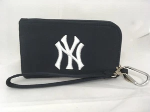 New York Yankees ID Wallet Wristlet Cell Phone Case Charm 14 Purse - Picture 1 of 3