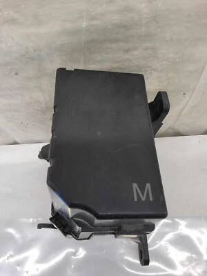 24381C9900 发动机保险丝盒 尼桑 NV 200 14 15 16 17 18 19 — 第 1/4 张图片