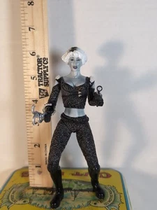 2000 Toy Vault Farscape Chiana Anarchistic Runaway W/ Accessories EUC - Picture 1 of 12