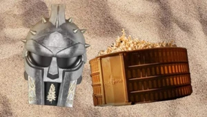 GLADIATOR 2 Popcorn Bucket Movie *BUNDLE* Helm & Kolosseum Official BRANDNEU - Bild 1 von 6
