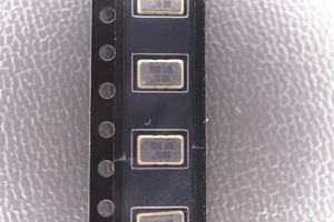 FOX924E-10.000 Fox Electronics Voltage Controlled Crystal Oscillator 10MHz 3.3V - Picture 1 of 2