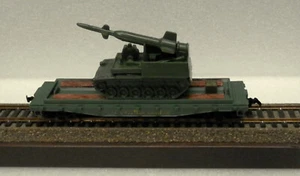 HO TYCO US ARMY '40 FLAT CAR ROCKET LANCHER ATTACHED FAST SHIPS MAKE AN OFFER - Picture 1 of 3