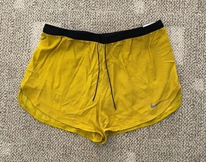 Men's XL Nike Run Division Pinnacle Running Athletic Lined Shorts Citron DA1294 - Picture 1 of 3