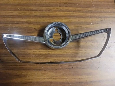 1964 64 PONTIAC GTO LEMANS TEMPEST ORIGINAL GM STEERING WHEEL HORN BAR - Image 1 of 2
