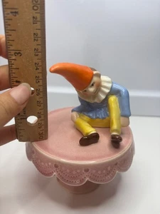 GOEBEL WEST GERMANY SITTING JESTER CLOWN FIGURINE 13906 3" - Picture 1 of 6