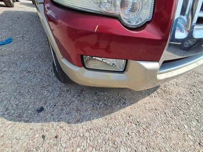 Used Driving Light fits: 2008 Ford Explorer Fog-Driving bumper mounted w/o IronM - Изображение 1 из 4