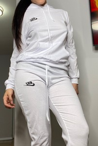womens black nike jogging suit