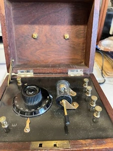 ROBERG HARDWARE COMPANY GERMANY CRYSTAL RADIO SET RETRO VINTAGE - Bild 1 von 1