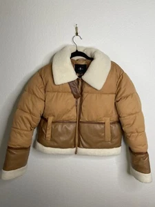 7 For All Mankind Cropped Puffer Jacket Womens Size M - Picture 1 of 9