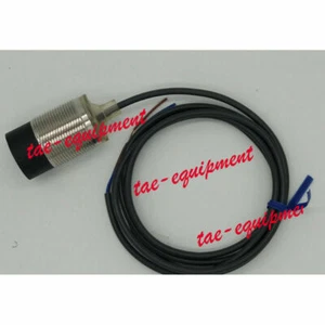 1PC Neuer Omron E2B-M18KS05-M1-B2 Näherungsschalter    ML - Picture 1 of 1