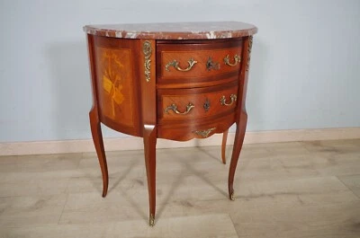 Commode style Transition - Photo 1/4