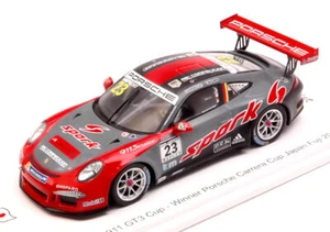 Modellino auto scala 1:43 Spark Model  PORSCHE 911 GT3 N.23 WINNER CARRERA CU... - Foto 1 di 1