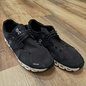 On Cloud Schuhe Herren 11,5 schwarz bequem Freizeit Wandern sportlich Tennis Sneaker - Bild 1 von 9