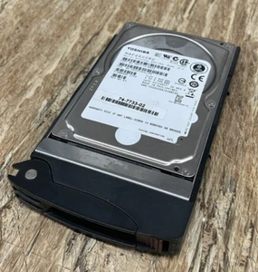TOSHIBA MBF2600RC,CA07173, 74-7733-02, 600GB 10K 6G 2.5" HDD SUPERMICRO in TRAY - Picture 1 of 3