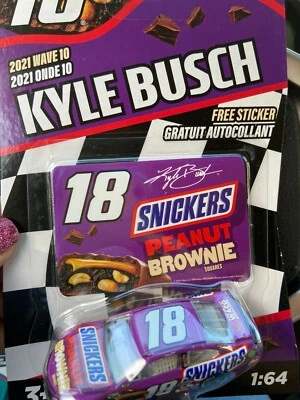 Kyle Busch #18 Snickers 1/64 Diecast Nascar Authentics 2021 Wave 10 Foto 1 de 2