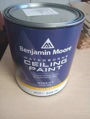 Pintura de techo a base de agua Benjamin Moore (paloma blanca de un galón sin abrir) Foto 1 de 2