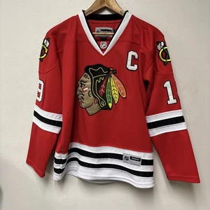 Camiseta deportiva Reebok para mujer pequeña de la NHL Blackhawks usada - Imagen 1 de 11