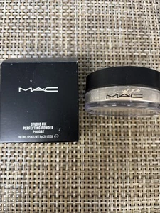 MAC STUDIO FIX PERFECTING POWDER EXTRA LIGHT NEW Rare - Picture 1 of 4