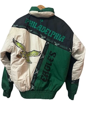 VINTAGE PRO PLAYER TEAM NFL PHILADELPHIA EAGLES PUFFER JACKET SMALL - Image 1 of 4