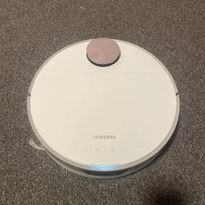 Samsung Jet Bot AI Robot Vacuum Cleaner VR30T80313W Robot Only !!!! - Image 1 of 4
