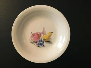 Knowles Fruits coupe soup salad 7 3/4" bowl fruit pear apple - Picture 1 of 3