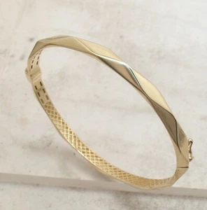Medium Size Diamond Cut Faceted Hinged Bangle Bracelet Real 14K Yellow Gold - Picture 1 of 5