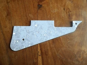 PICKGUARD GIBSON LES PAUL WHITE PEARL NEUF - Picture 1 of 2