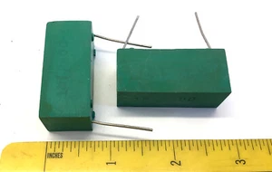 2 Nos Radial Style Kondensatoren 1,0 uf 400 V - Bild 1 von 1