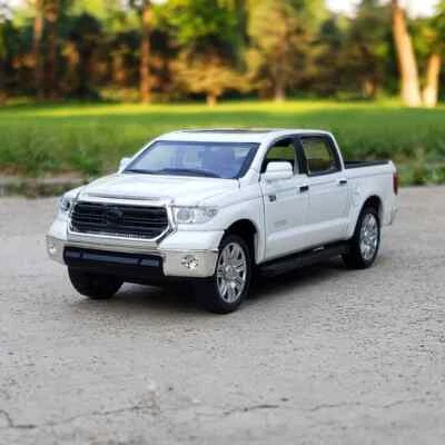 1/32 Toyota Tundra Pick Up Truck Diecast Model Car Toy Sound Light Collection - Image 1 of 4