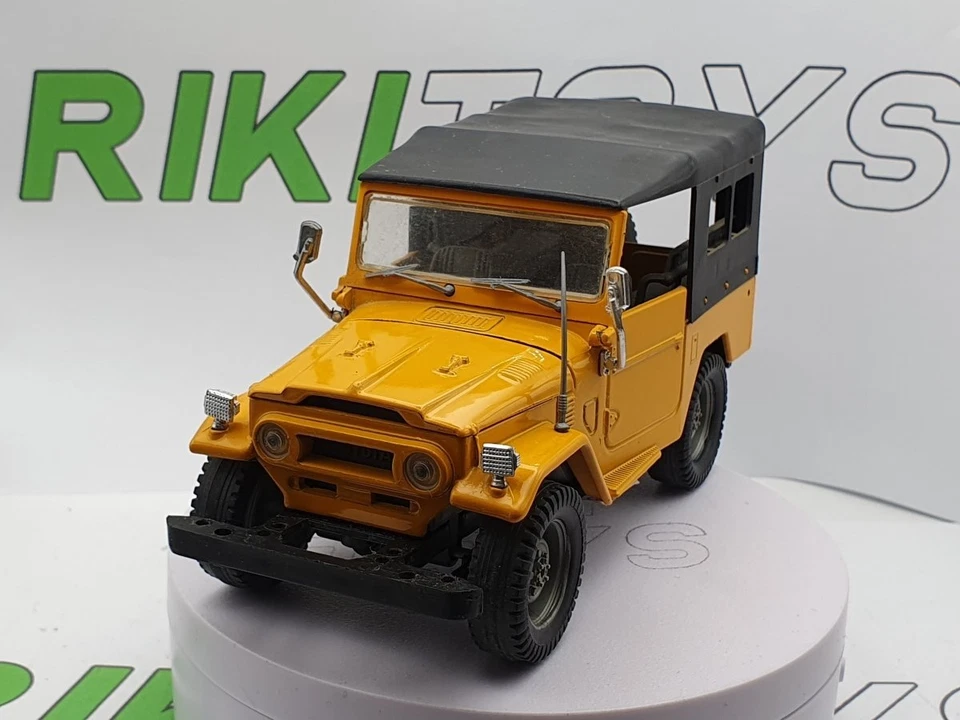 Toyota Land Cruiser Polistil 1/24 - Immagine 1 di 3