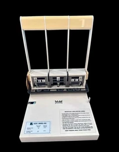 Vintage Schwerlast Acco Modell 650 2/3 Locher kommerzielle Geschäftsmaschine - Bild 1 von 13