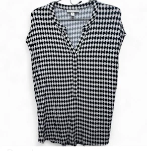 BLUSA ESTAMPADO DIAMANTE GEOMÉTRICO BRONCEADO NEGRO BLANCO, TALLA M, PECHO 39", LARGO 25,5" - Imagen 1 de 2