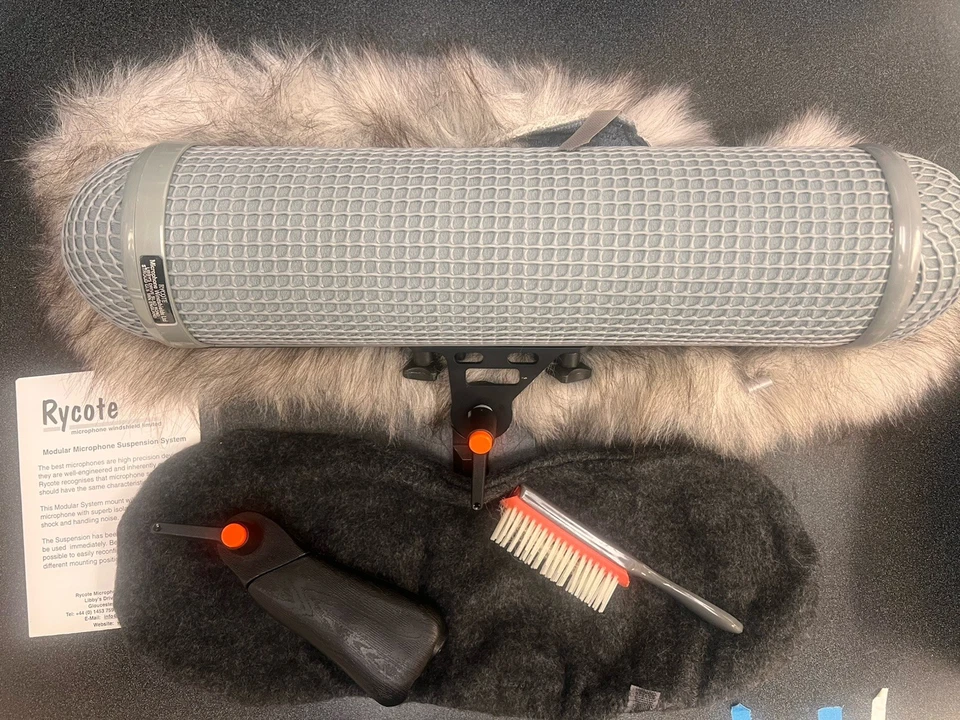 Kit de parabrisas Rycote Super-Shield, pequeño Foto 1 de 2