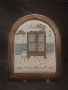 Decoración de pared vintage con marco de madera cosida en cruz "Hogar dulce hogar de campo" (15) - Imagen 1 de 14