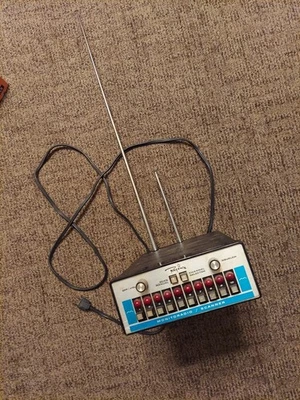 Vintage Regency Monitoradio Scanner 10 Channel Powers On - Image 1 of 4