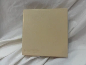 MINIKAS-ETTE 10 Beige Coder Library Case 5.25 Floppy Disk Holder Storage Vintage - Picture 1 of 11
