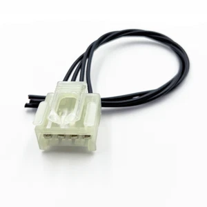 Connettore FANALE POSTERIORE FIAT GRANDE PUNTO ALFA 147 4 VIE 12495980 - Foto 1 di 1