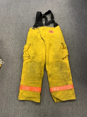 Pantalones de bombero Morning Pride Bunker Gear 38 x desconocidos con tirantes Foto 1 de 4