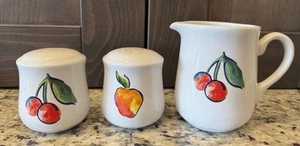 Corelle Salz & Pfeffer & Milchkännchen Obstkorb Kirsche Apfel Vintage 3er Set - Bild 1 von 7