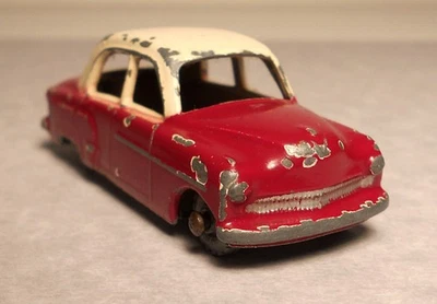 Early Vintage MOKO LESNEY Matchbox #22 Red VAUXHALL CRESTA Sedan Made In England - Image 1 of 4