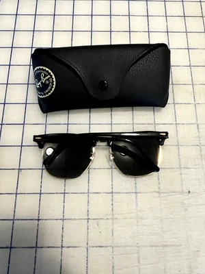 Occhiali da sole Ray Ban nuovi Clubmaster RB 3016 W 0365 51 19 145 3N nero/oro/verde - Immagine 1 di 4