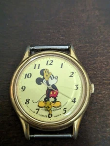 Disney Vintage 80er Jahre Mickey Mouse Uhr. Lorus. Goldfarben. Quarz. Kein Band. - Bild 1 von 1