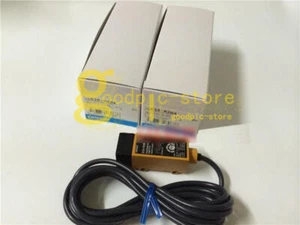 1PCS Photoelectric Switch E3S-R2B4 Omron New - Picture 1 of 1