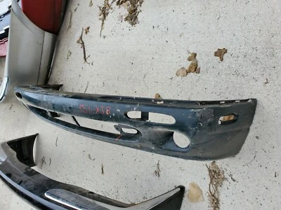 PARAGOLPES DELANTERO VERDE JAGUAR XJ8 XJ8L XJR VANDEN PLAS 1998-1999-2000-2001-2002-2003 Foto 1 de 3