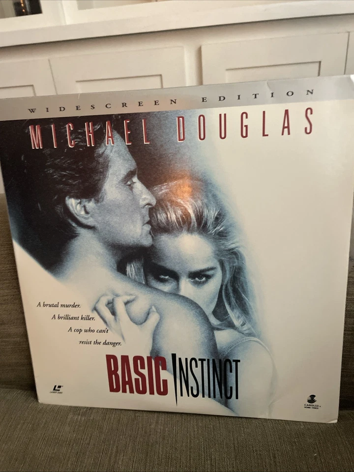 Basic Instinct (Laserdisc, 1992) Widescreen - Image 1 of 1