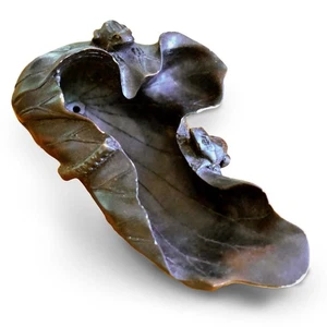 Antike japanische Buchsbaum Teelöffel - Frösche auf Blatt - signiert - Okimono Schnitzerei - Bild 1 von 10