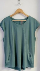 Brisas Women's Green Stripe Activewear Top Size XL - Picture 1 of 6